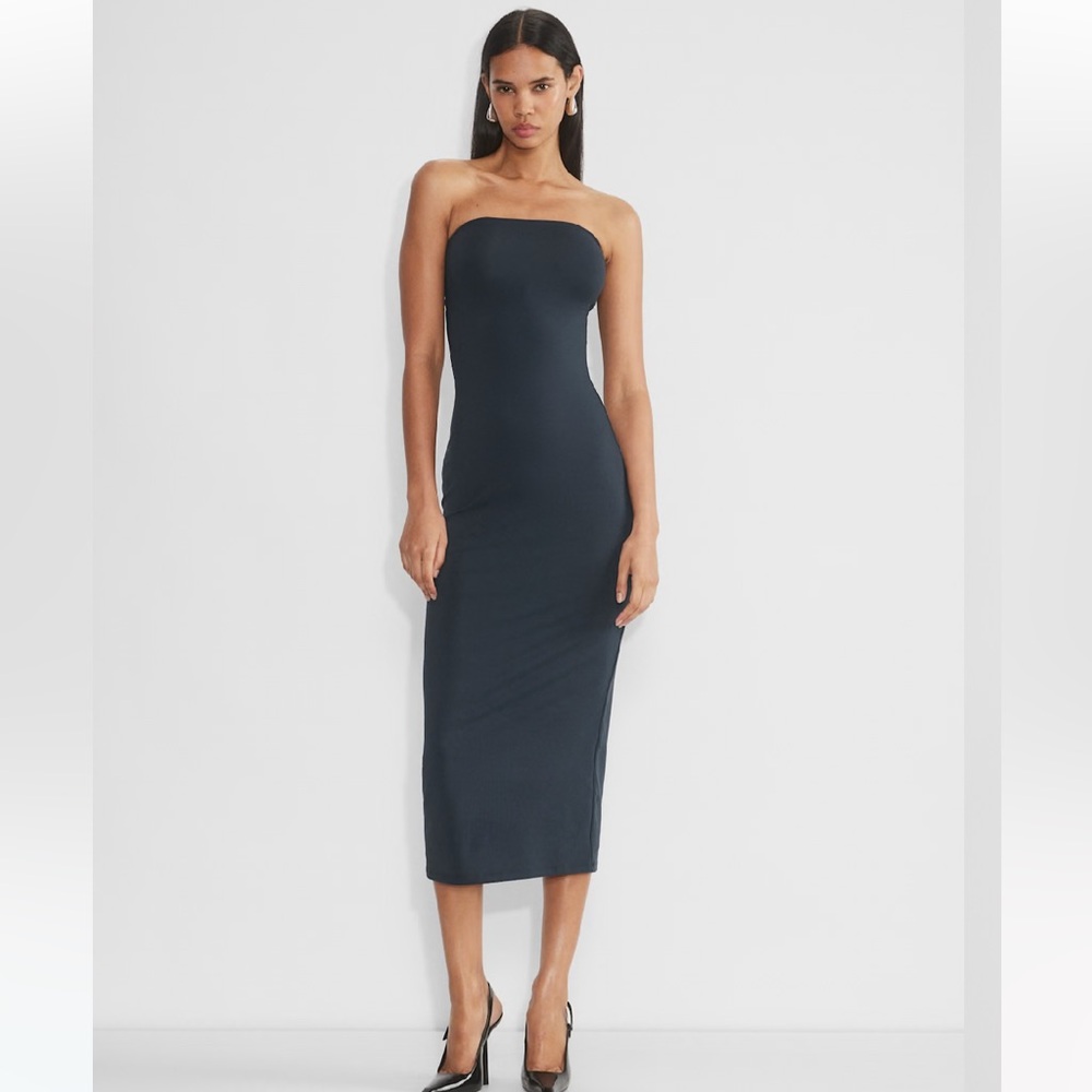 Aritzia Babaton Original Contour Maxi Tube Dress in Dark Night Navy